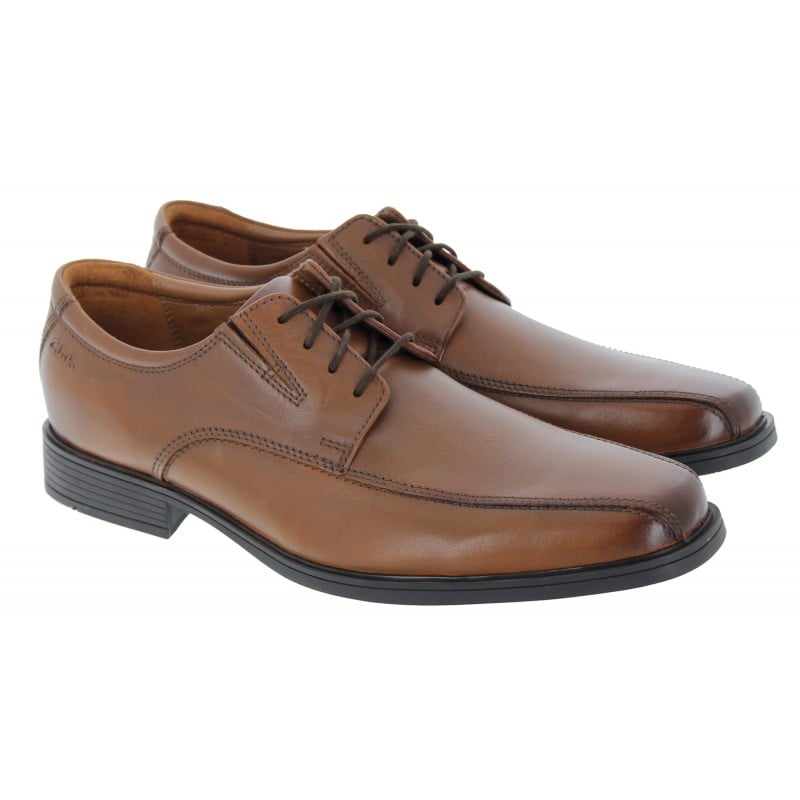 Clarks tilden 2025 walk brown